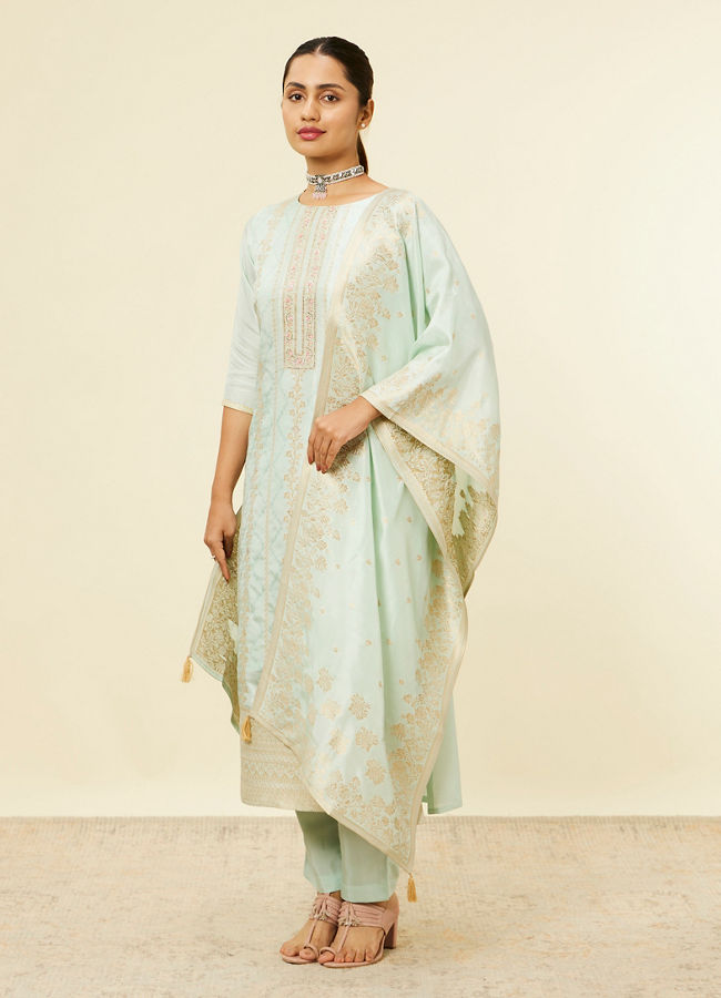 alt message - Mohey Women Light Blue Bel Buti Patterned Stitched Suit image number 3